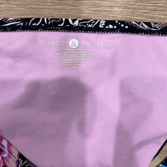 SHADE & SHORE Cute floral bikini (size M) - Picture 2 of 6